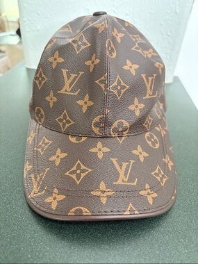 Louis Vuitton Monogram Canvas Baseball Cap in Brown and Tan